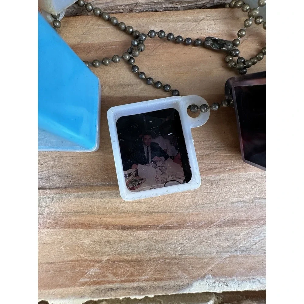 9 Vintage Generic Photo Film Negative Viewfinders Keychains‎ Lot
